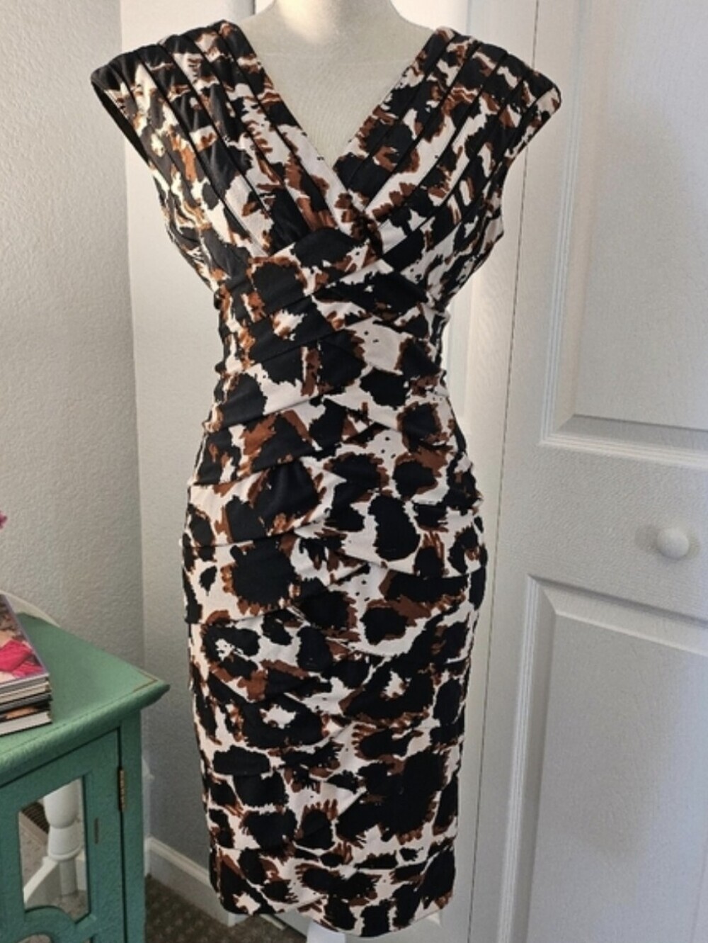 ​Adrianna Papell Leopard Print Ruched Sheath Dress Size 4